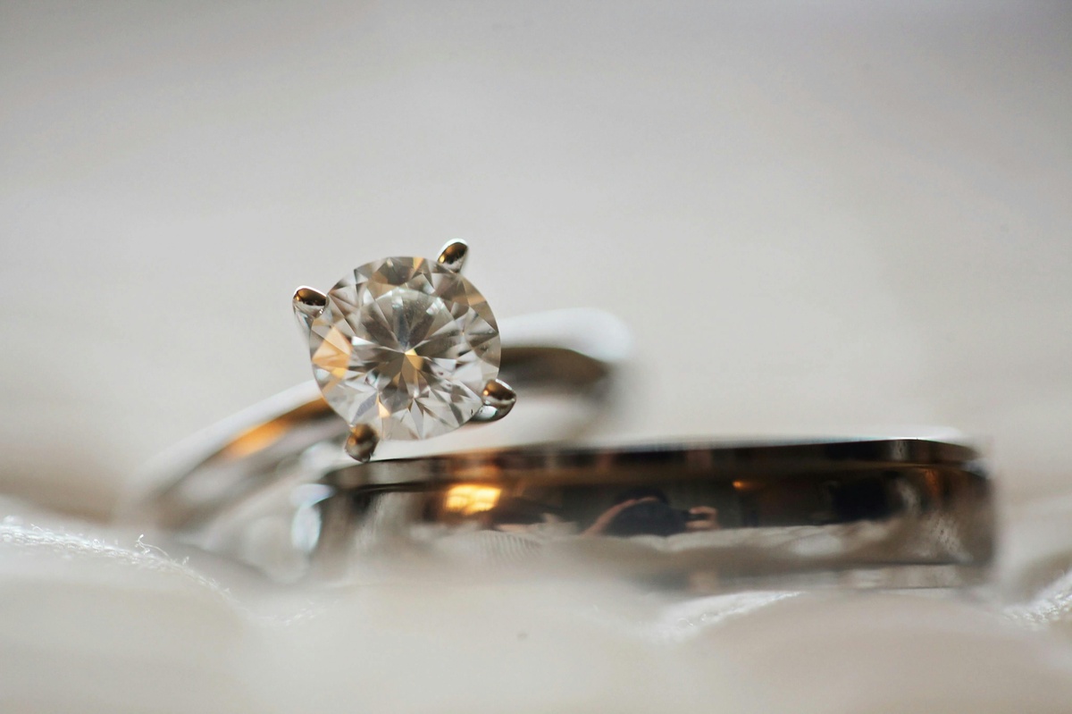 Diamond Stud Silver-colored Eternity Ring