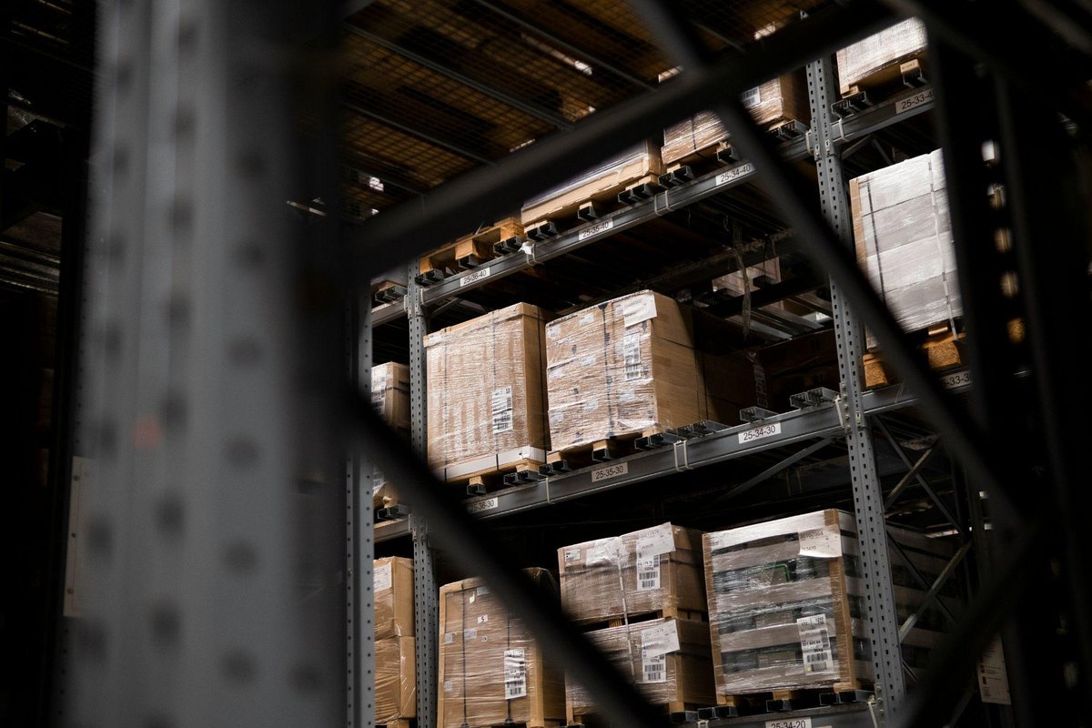 space-saving warehouse packaging