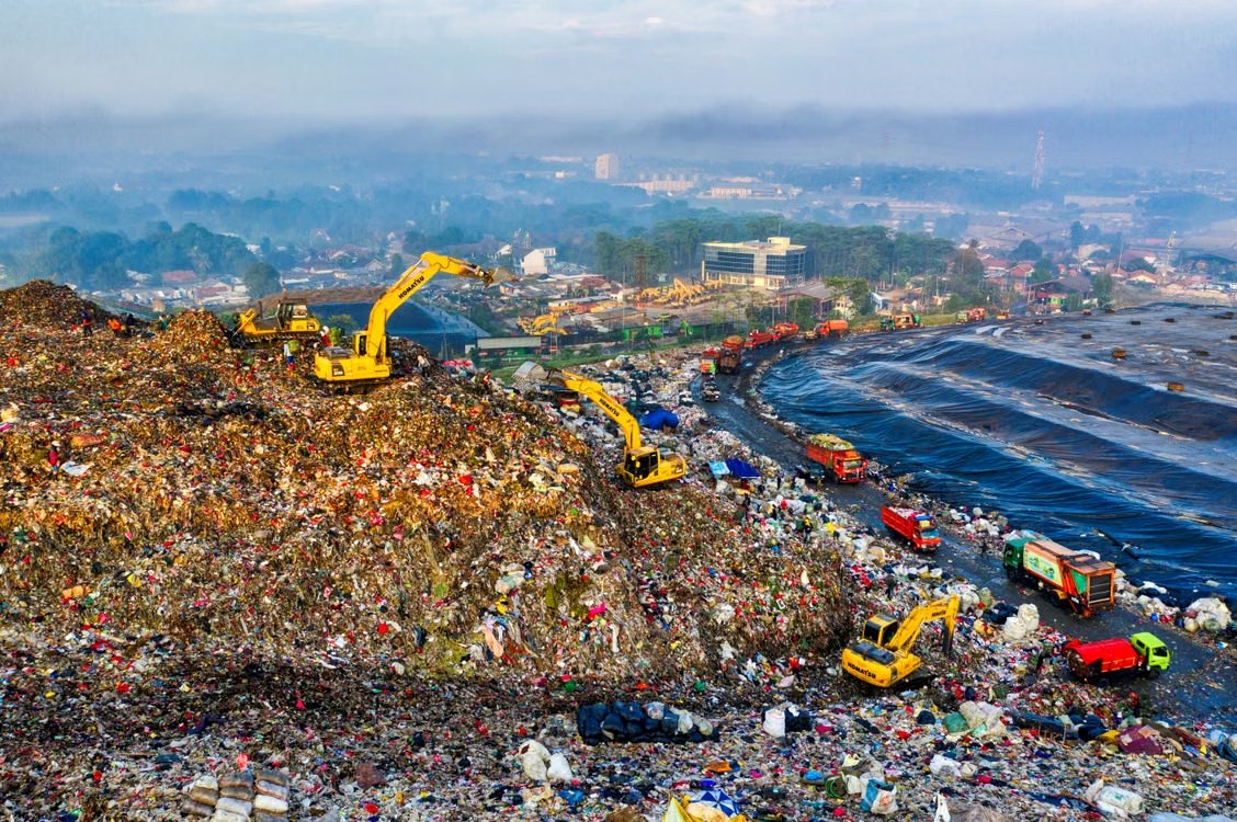 what happens to rain that falls on a landfill